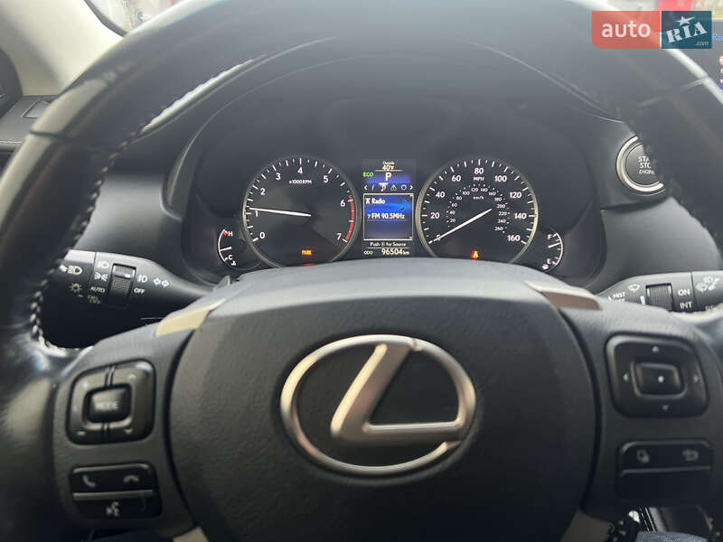 Внедорожник / Кроссовер Lexus NX 2016 в Виннице