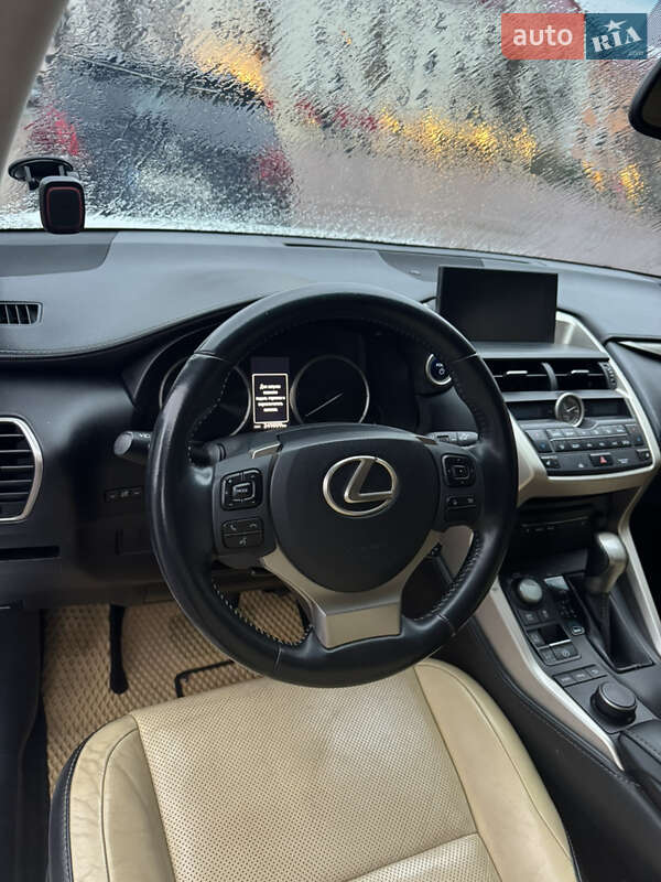 Внедорожник / Кроссовер Lexus NX 2014 в Чернигове