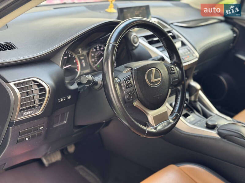 Позашляховик / Кросовер Lexus NX 2016 в Одесі фото 14 Позашляховик / Кросовер Lexus NX 2016 в Одесі