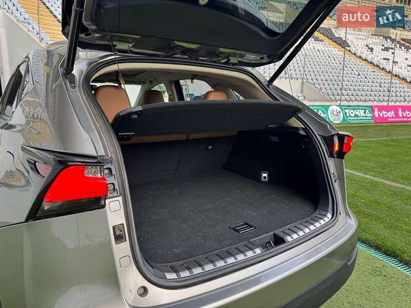 Позашляховик / Кросовер Lexus NX 2016 в Одесі фото 23 Позашляховик / Кросовер Lexus NX 2016 в Одесі