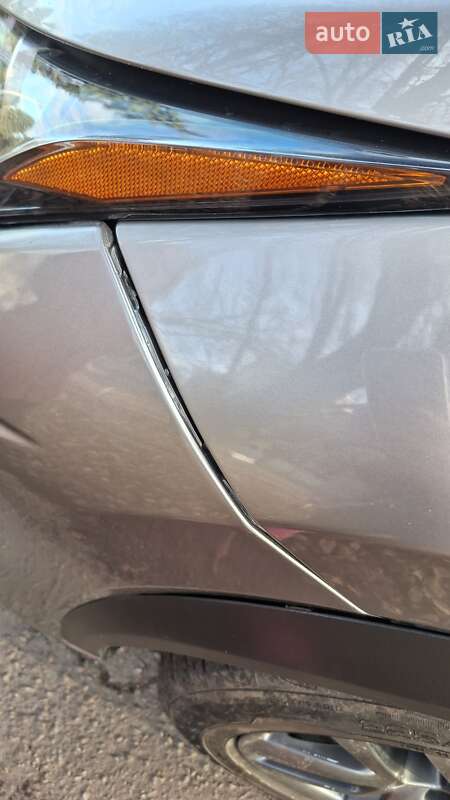 Позашляховик / Кросовер Lexus NX 2017 в Дніпрі