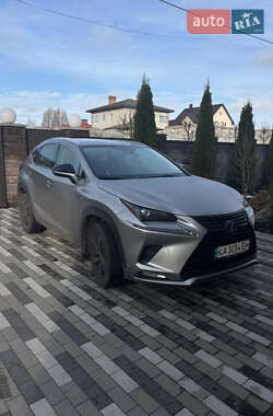 Позашляховик / Кросовер Lexus NX 2020 в Києві