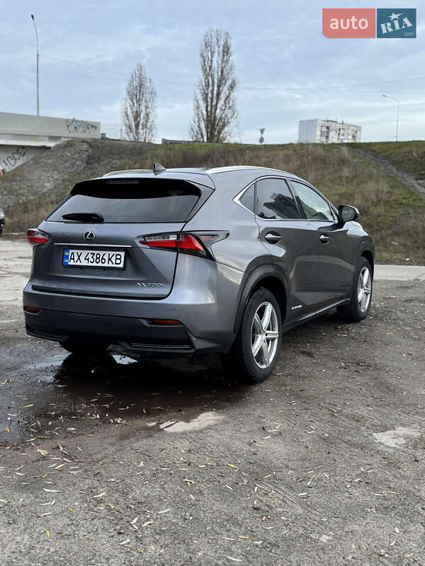 Внедорожник / Кроссовер Lexus NX 2015 в Киеве