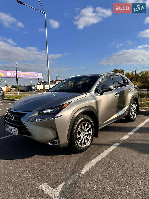 Позашляховик / Кросовер Lexus NX 2016 в Києві