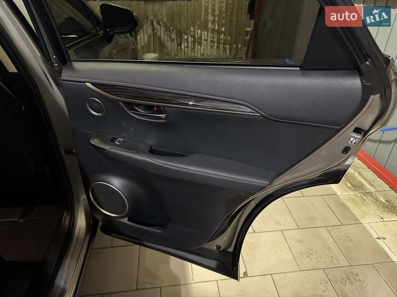 Позашляховик / Кросовер Lexus NX 2018 в Умані фото 33 Позашляховик / Кросовер Lexus NX 2018 в Умані