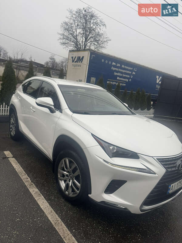 Внедорожник / Кроссовер Lexus NX 2017 в Киеве фото 4 Внедорожник / Кроссовер Lexus NX 2017 в Киеве