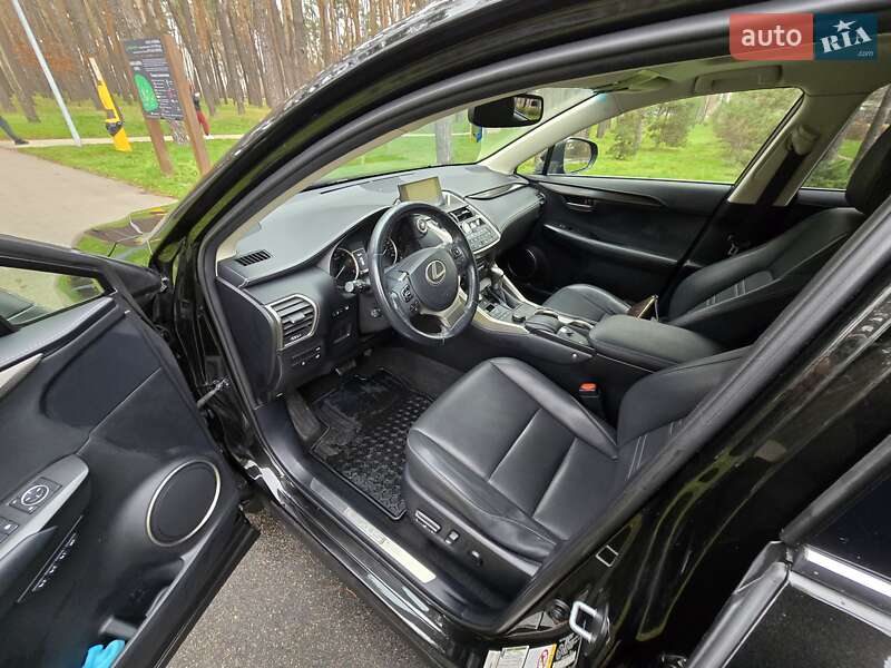 Позашляховик / Кросовер Lexus NX 2014 в Києві