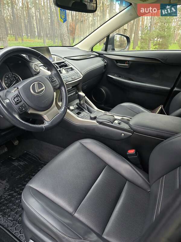 Позашляховик / Кросовер Lexus NX 2014 в Києві