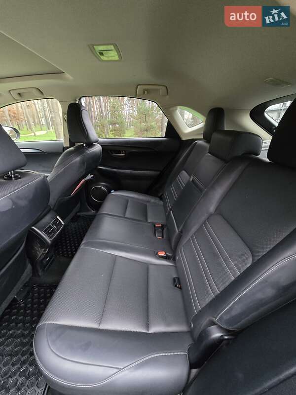 Позашляховик / Кросовер Lexus NX 2014 в Києві