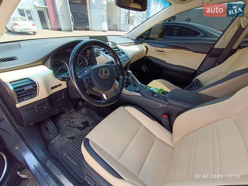 Внедорожник / Кроссовер Lexus NX 2016 в Харькове