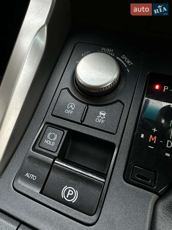 Внедорожник / Кроссовер Lexus NX 2015 в Белогородке