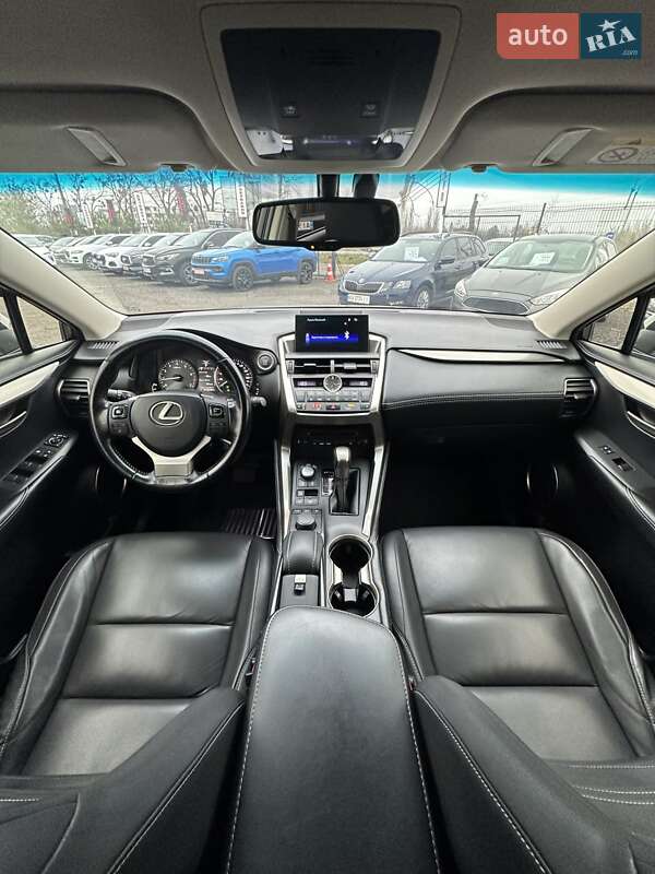 Внедорожник / Кроссовер Lexus NX 2015 в Белогородке