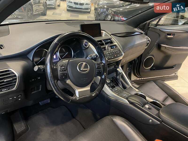 Внедорожник / Кроссовер Lexus NX 2015 в Одессе