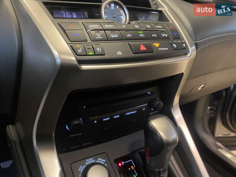 Внедорожник / Кроссовер Lexus NX 2015 в Одессе