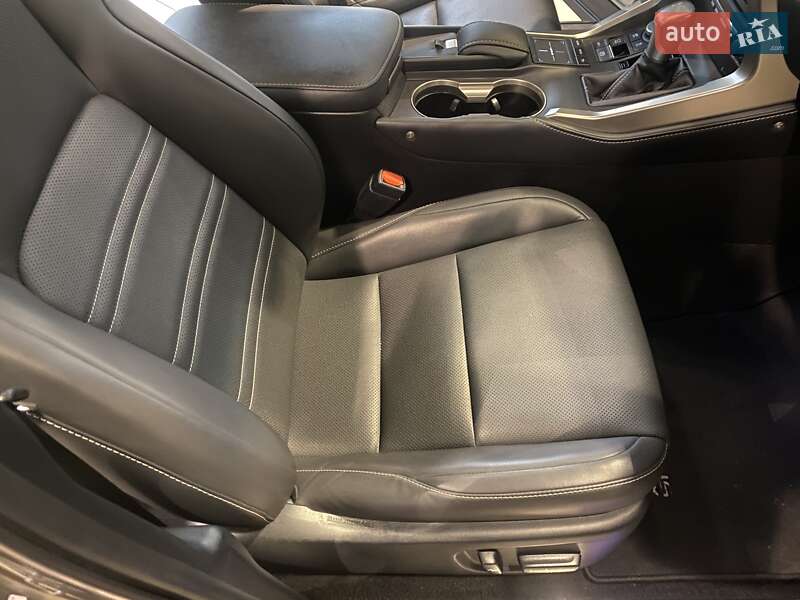 Внедорожник / Кроссовер Lexus NX 2015 в Одессе