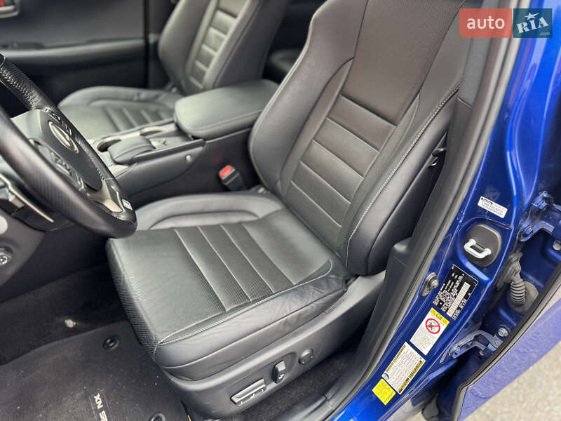 Внедорожник / Кроссовер Lexus NX 2017 в Киеве