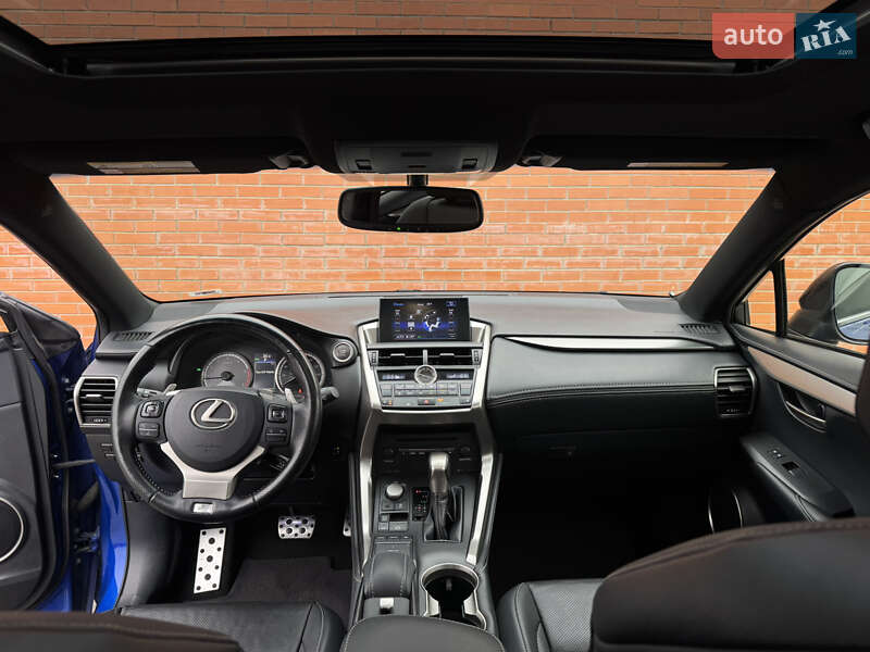 Внедорожник / Кроссовер Lexus NX 2017 в Киеве