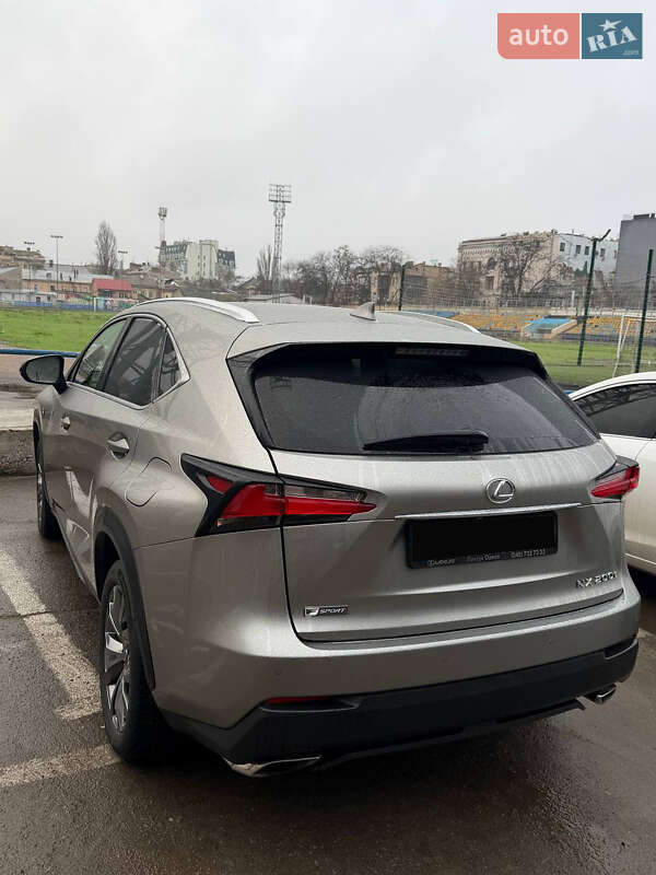 Внедорожник / Кроссовер Lexus NX 2016 в Одессе