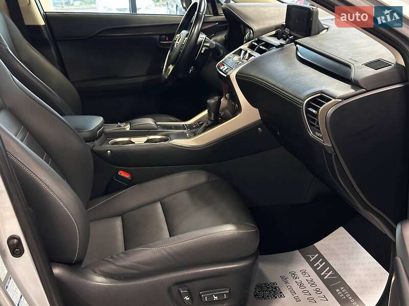 Внедорожник / Кроссовер Lexus NX 2018 в Львове