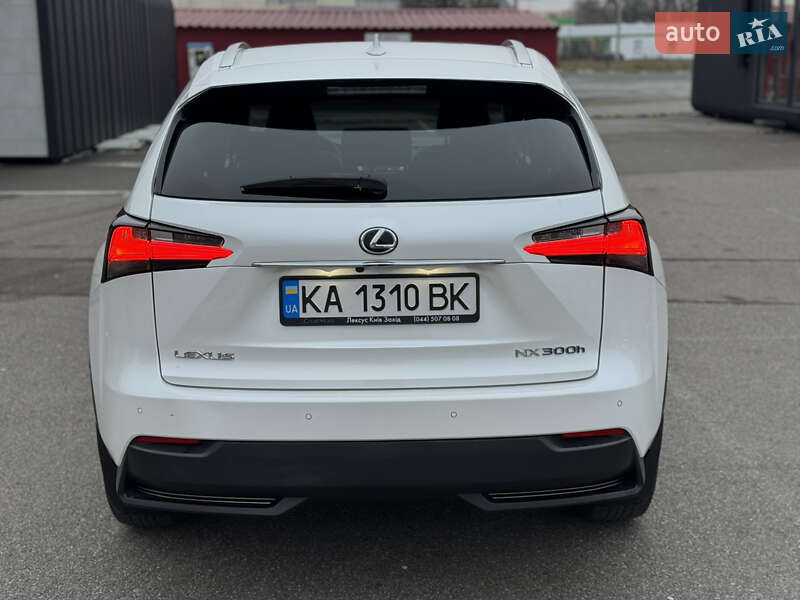Внедорожник / Кроссовер Lexus NX 2015 в Киеве