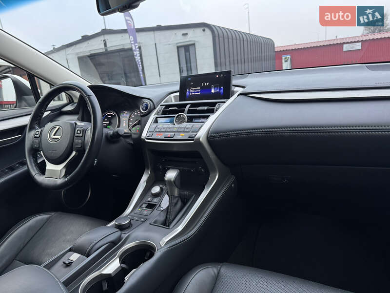 Внедорожник / Кроссовер Lexus NX 2015 в Киеве