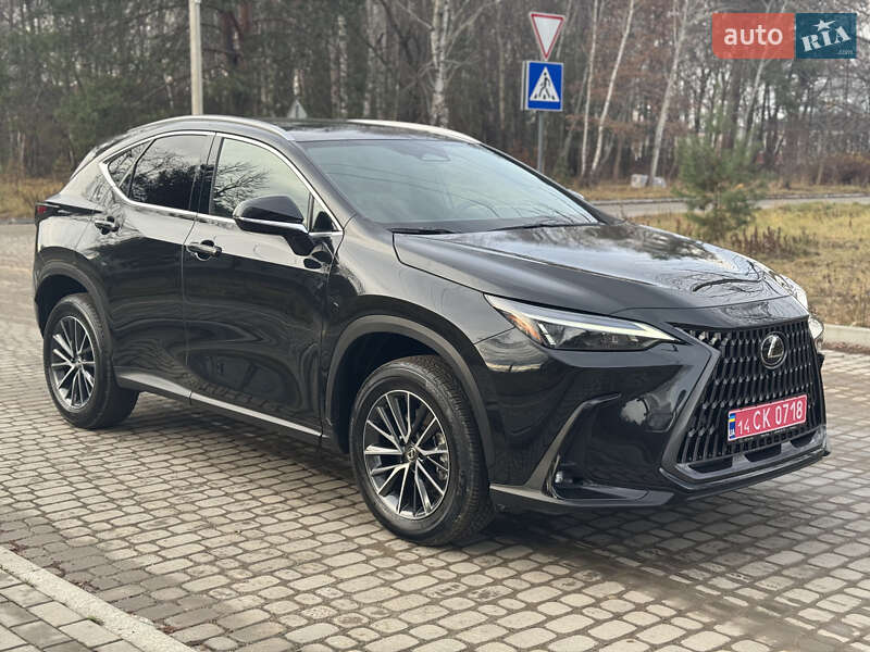 Внедорожник / Кроссовер Lexus NX 2025 в Львове