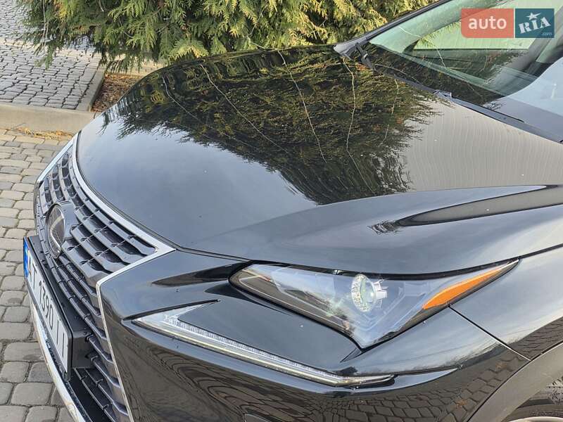 Позашляховик / Кросовер Lexus NX 2018 в Івано-Франківську
