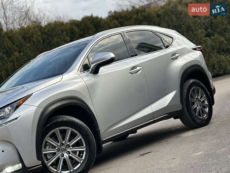 Внедорожник / Кроссовер Lexus NX 2015 в Дрогобыче