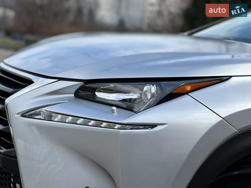 Внедорожник / Кроссовер Lexus NX 2015 в Дрогобыче