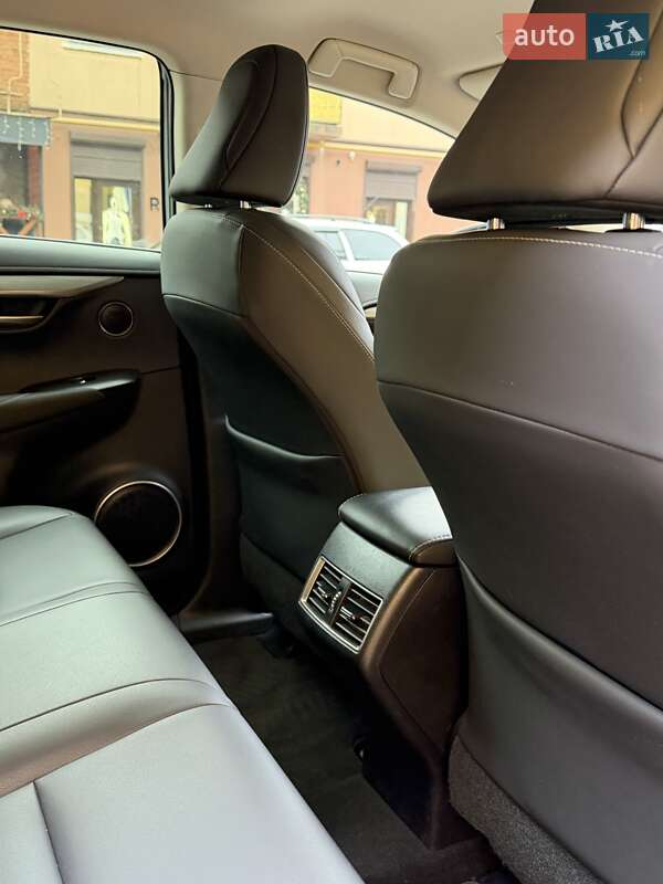 Внедорожник / Кроссовер Lexus NX 2020 в Умани