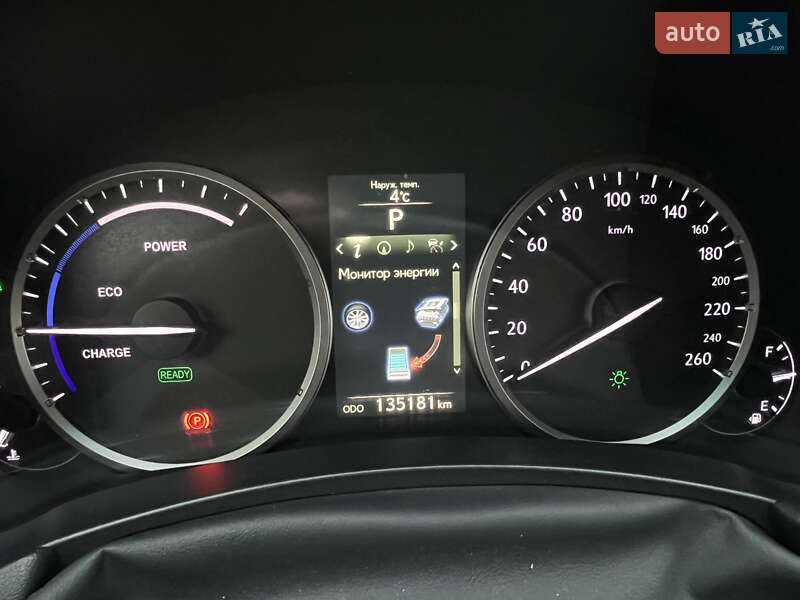 Внедорожник / Кроссовер Lexus NX 2016 в Новых Петровцах