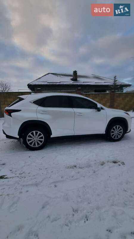 Внедорожник / Кроссовер Lexus NX 2015 в Каменском фото 5 Внедорожник / Кроссовер Lexus NX 2015 в Каменском