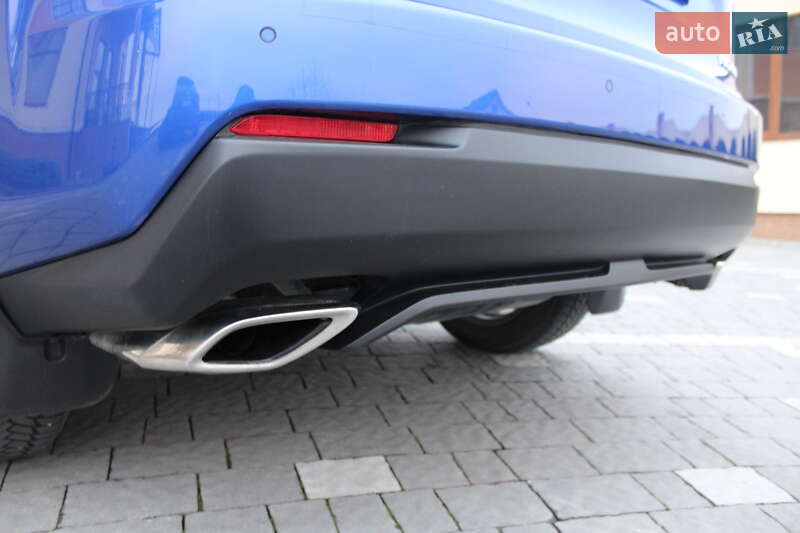 Позашляховик / Кросовер Lexus NX 2016 в Трускавці