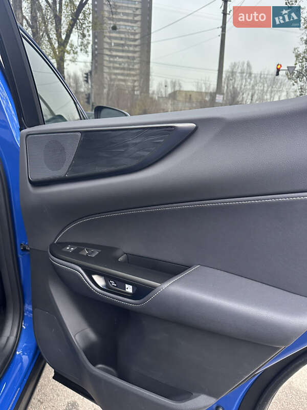 Внедорожник / Кроссовер Lexus NX 2022 в Киеве