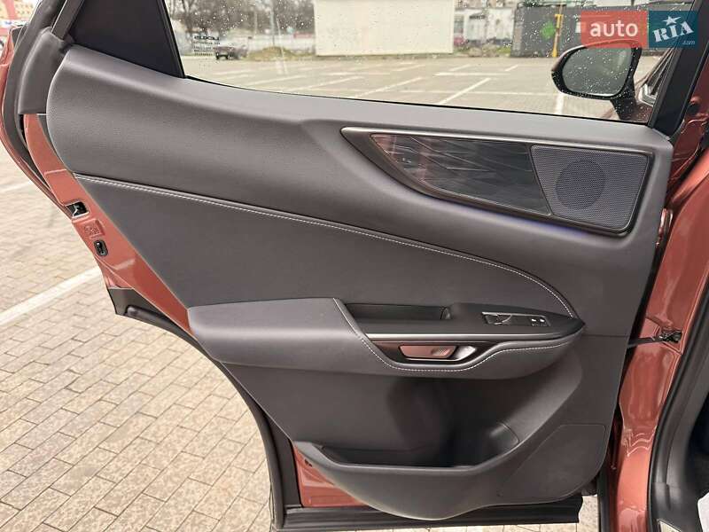 Позашляховик / Кросовер Lexus NX 2024 в Одесі