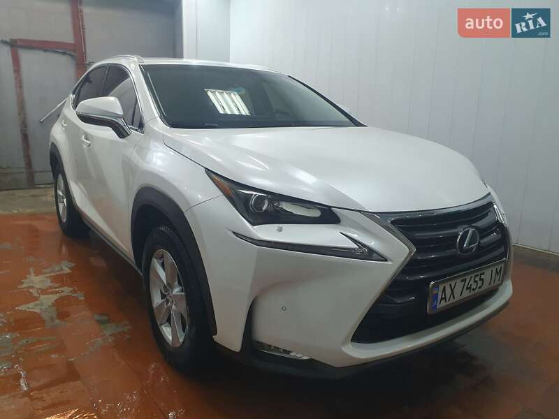 Внедорожник / Кроссовер Lexus NX 2015 в Харькове