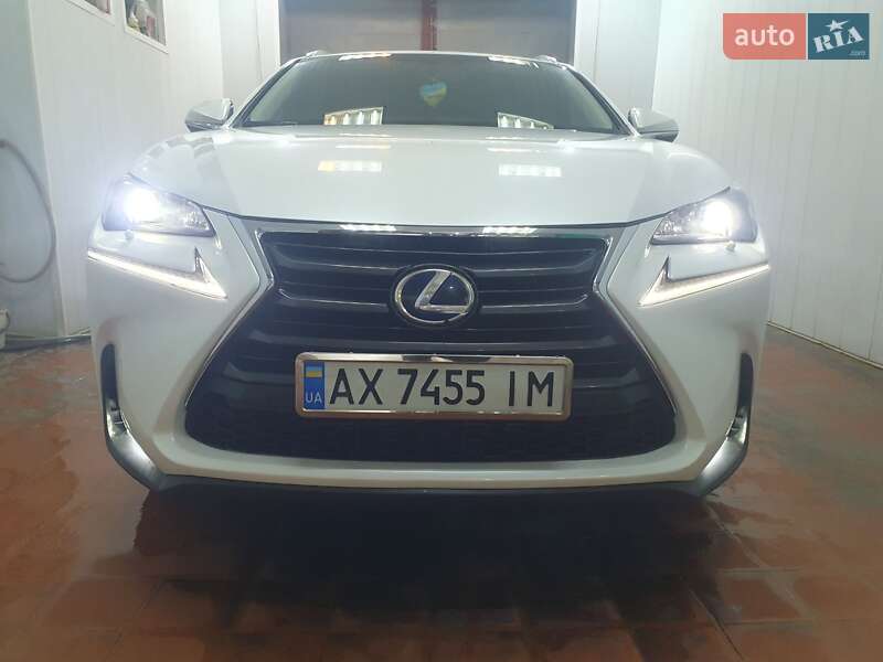 Внедорожник / Кроссовер Lexus NX 2015 в Харькове