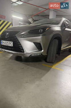 Внедорожник / Кроссовер Lexus NX 2020 в Одессе