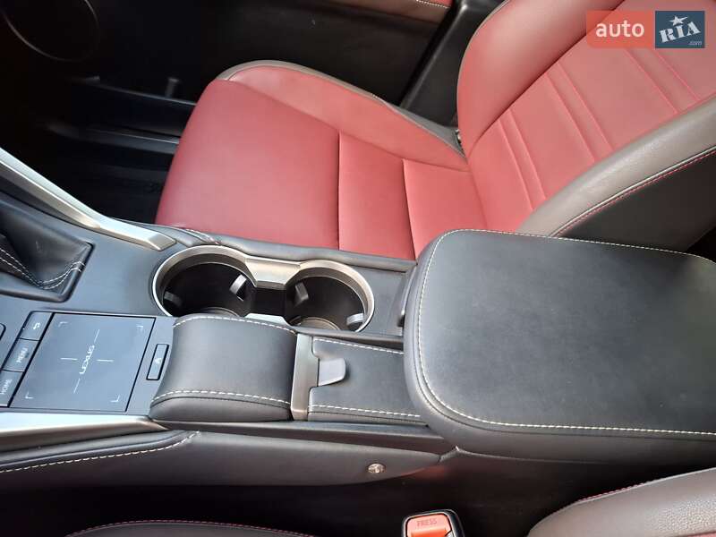 Внедорожник / Кроссовер Lexus NX 2019 в Краснограде