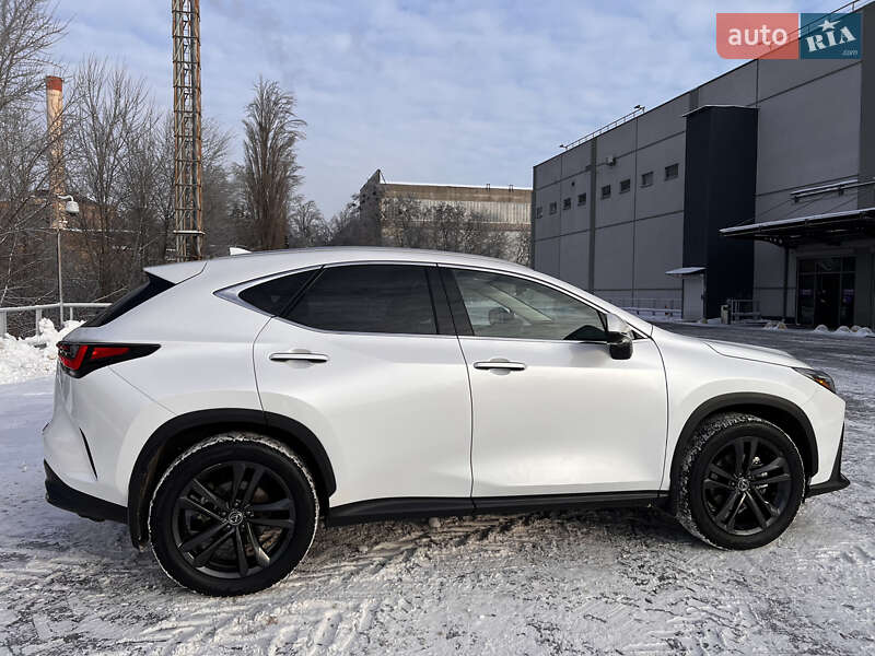 Внедорожник / Кроссовер Lexus NX 2022 в Киеве
