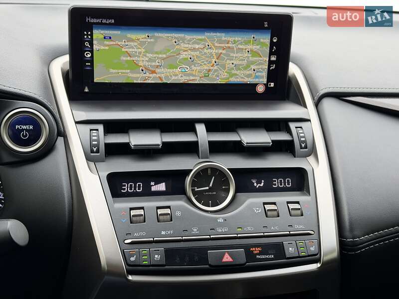 Внедорожник / Кроссовер Lexus NX 2017 в Киеве