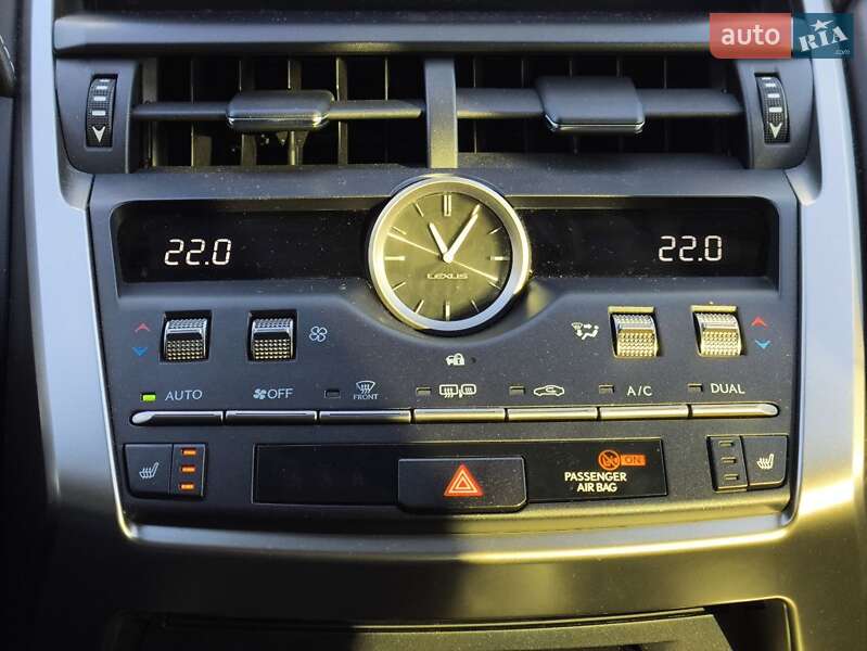 Внедорожник / Кроссовер Lexus NX 2020 в Киеве