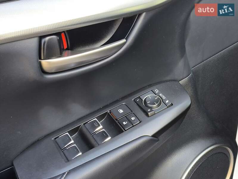 Внедорожник / Кроссовер Lexus NX 2020 в Киеве