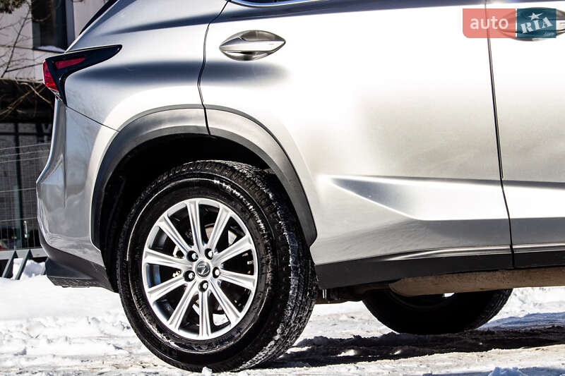 Внедорожник / Кроссовер Lexus NX 2018 в Львове