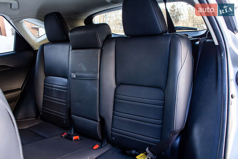 Внедорожник / Кроссовер Lexus NX 2018 в Львове