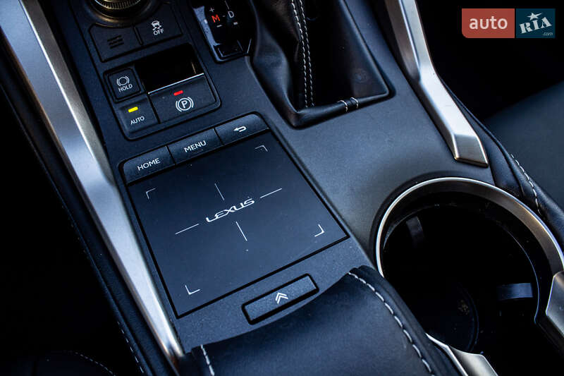 Внедорожник / Кроссовер Lexus NX 2018 в Львове