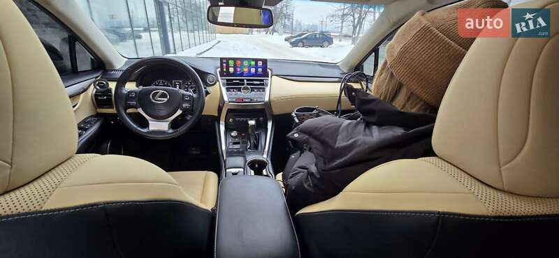 Внедорожник / Кроссовер Lexus NX 2017 в Харькове