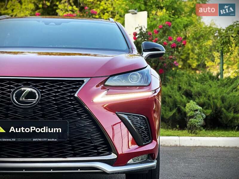 Внедорожник / Кроссовер Lexus NX 2017 в Киеве