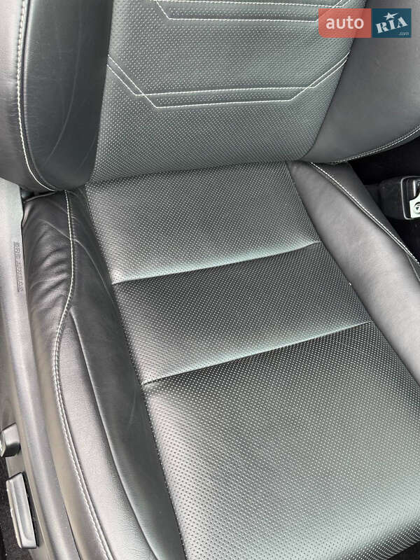 Позашляховик / Кросовер Lexus NX 2015 в Запоріжжі