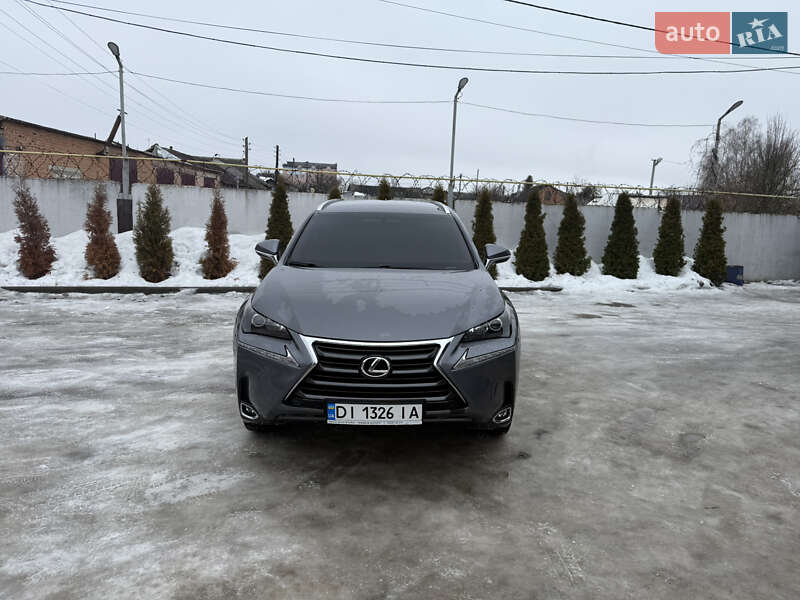 Позашляховик / Кросовер Lexus NX 2015 в Ромнах
